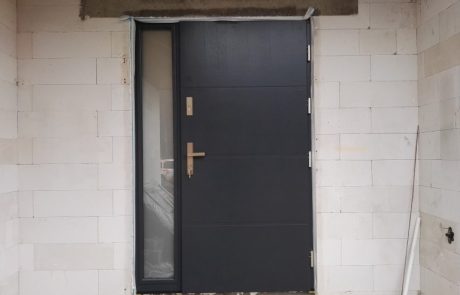 Ciepły montaż drzwi - Łódź